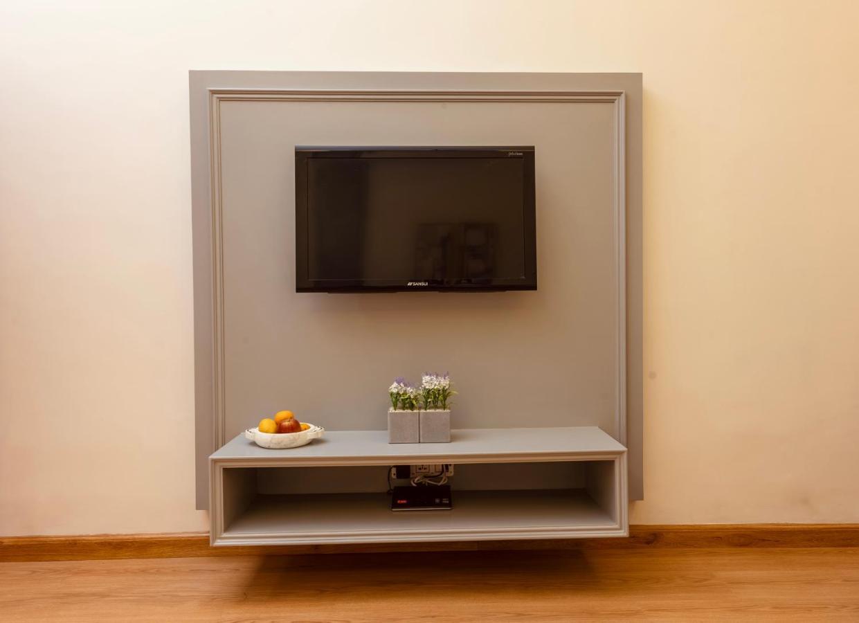 Silver Leaf Apartments Amritsar Bagian luar foto
